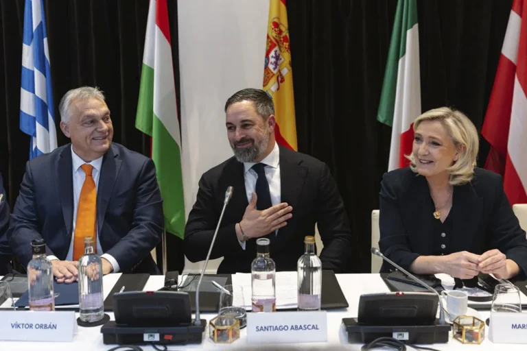 Abascal recibe a líderes de extrema derecha previo a la cumbre de Patriots en Madrid