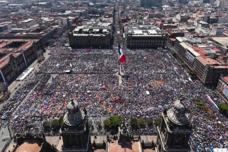 Sheinbaum descarta acarreados en la asamblea del Zócalo de la CDMX